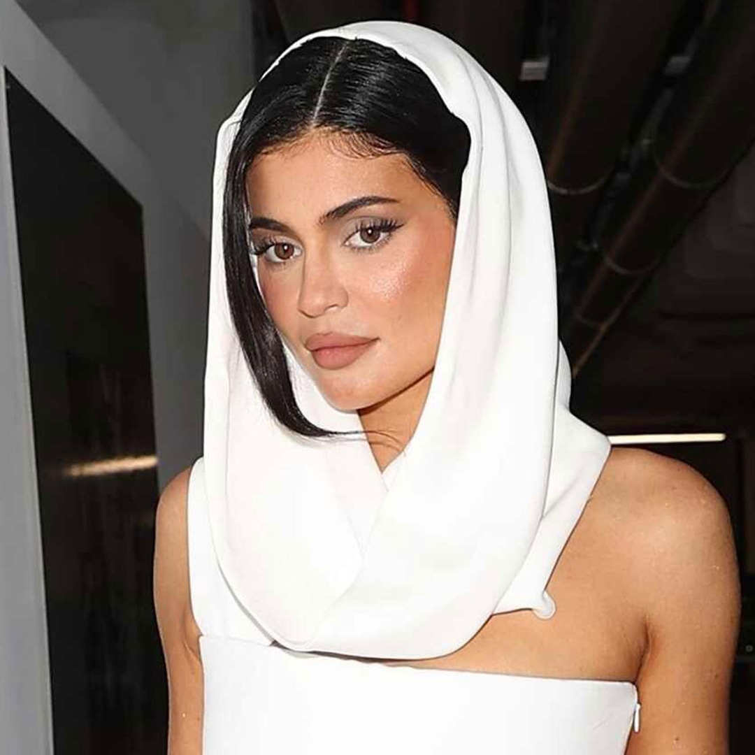 Kylie Jenner Officially Kicks Off Summer With 3 White Hot Looks – E! Online